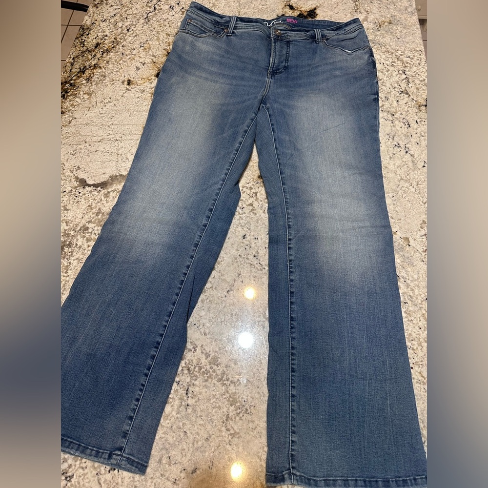 INC Blue Boot Leg Slim Tech Fit Jeans with Subtle Fading Size 16